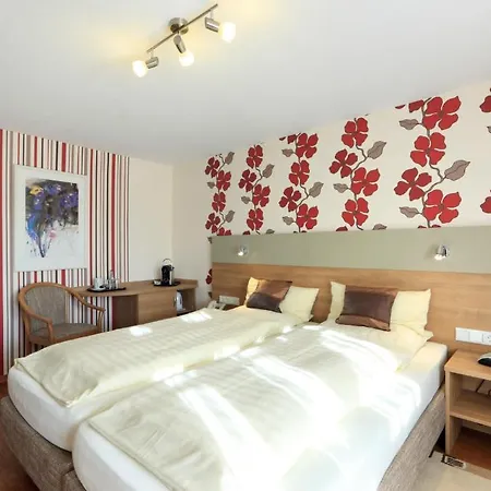 ゲストハウス Stern