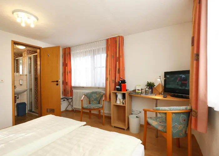 ゲストハウス Stern 4*